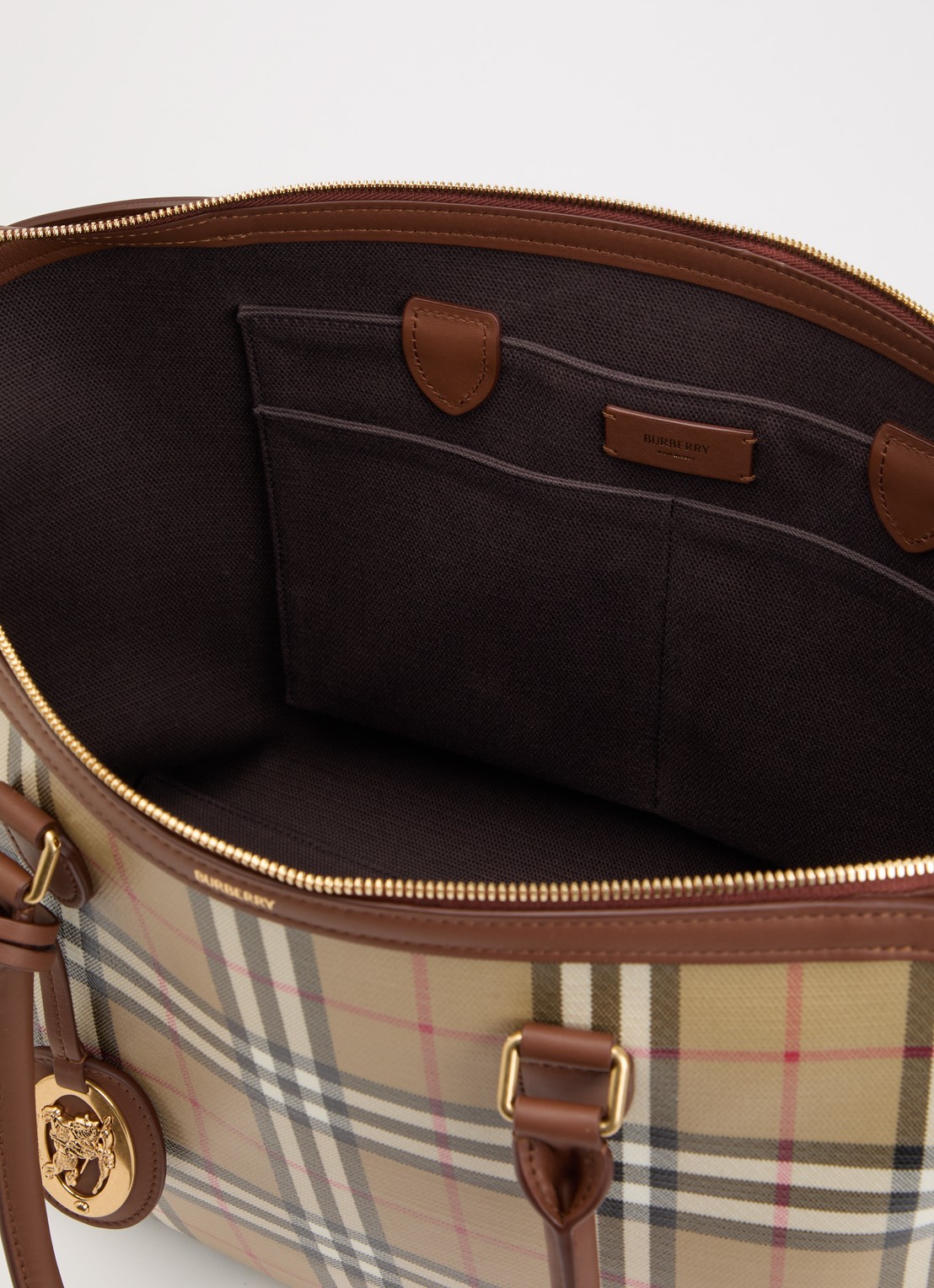 Burberry Medium Check Zip shopper met kalfsleren details - detail 3 beige