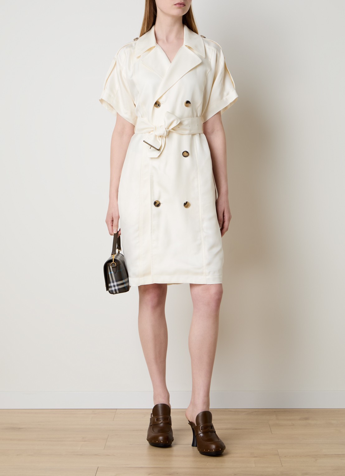 Burberry Mini blousejurk met strikceintuur - voorkant 5 creme