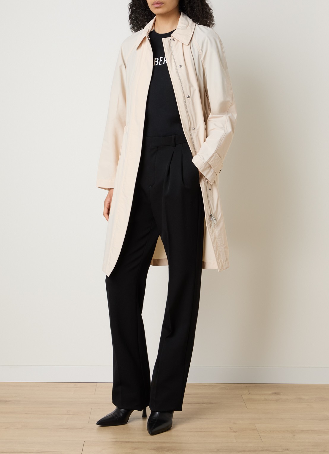 Burberry Parka met klepzakken - voorkant 3 gebroken wit