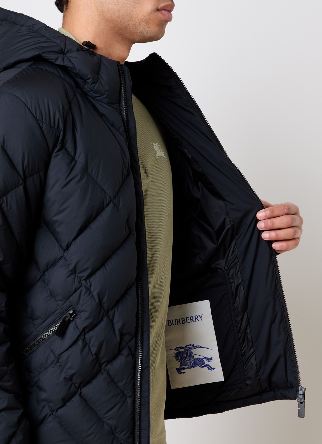 Burberry Quilted jack met donsvulling - detail 5 zwart