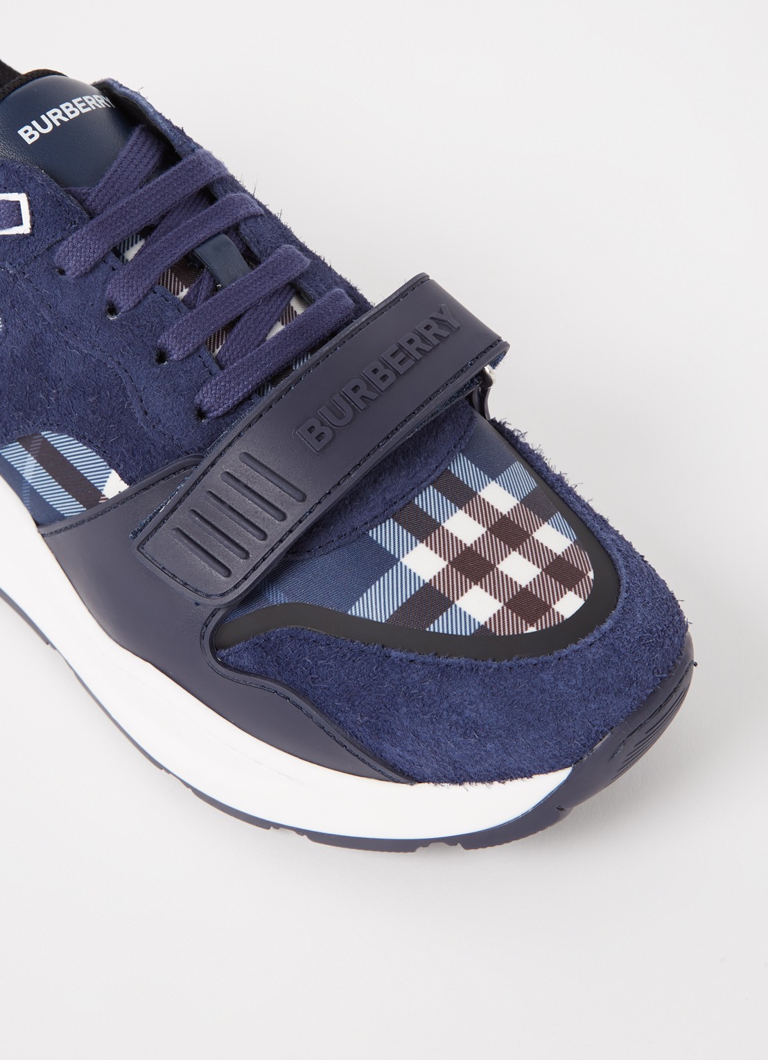 Burberry Ramsey sneaker met kalfsleren details  - detail 5 blauw