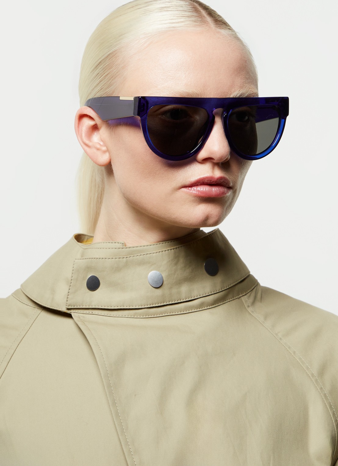 Burberry Retro zonnebril BE4416U - voorkant 2 kobaltblauw