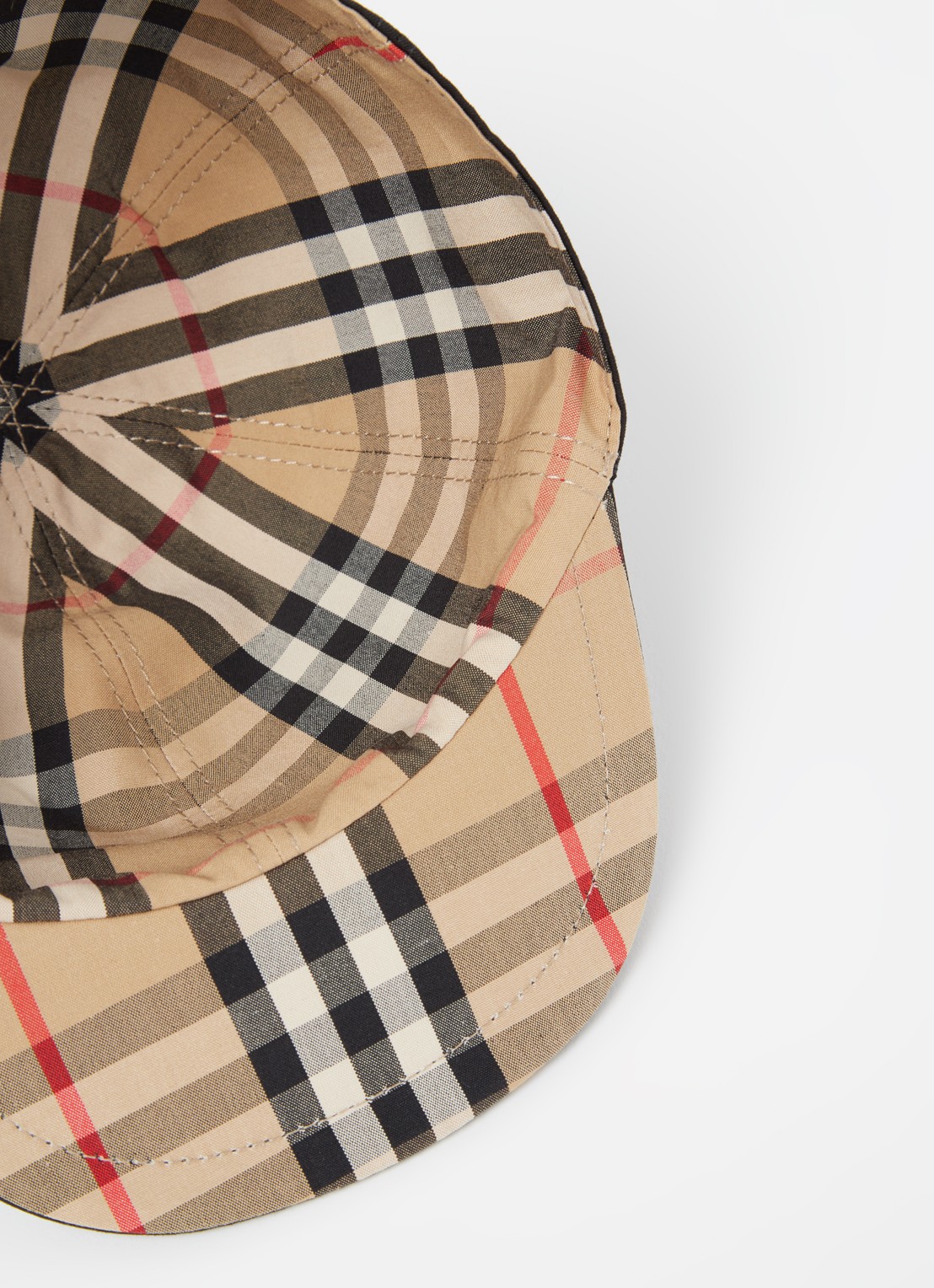 Burberry Reversible pet met ruitdessin - voorkant 3 donkerbeige