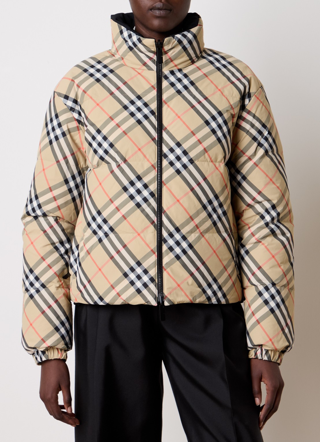 Burberry Reversible puffer jack met donsvulling - detail 5 beige