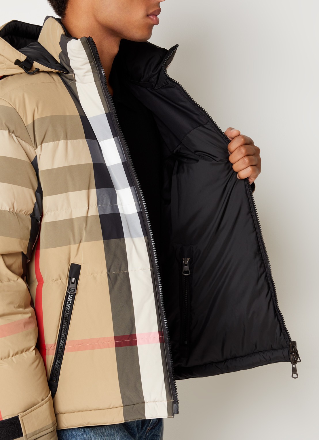 Burberry Ruthland reversible puffer jack met ruitdessin en donsvulling - detail 4 khaki