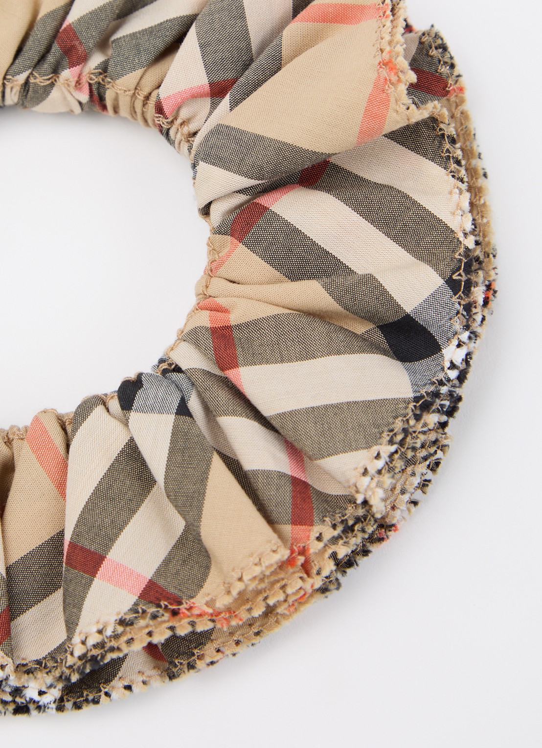 Burberry Scrunchie met ruitdessin - detail 2 zand