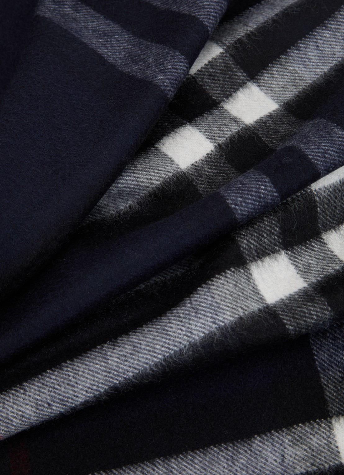 Burberry Sjaal van kasjmier met ruitdessin 170 x 30 cm  - detail 3 donkerblauw