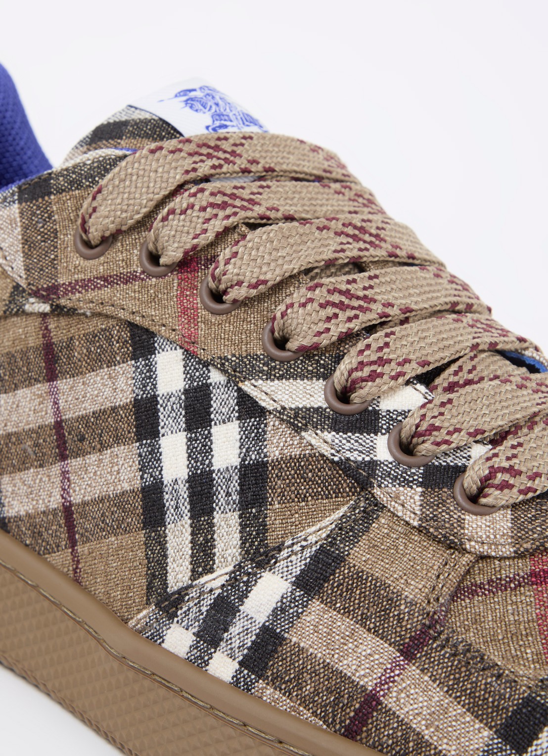 Burberry Sneaker in linnenblend met ruitdessin - detail 5 lichtbruin