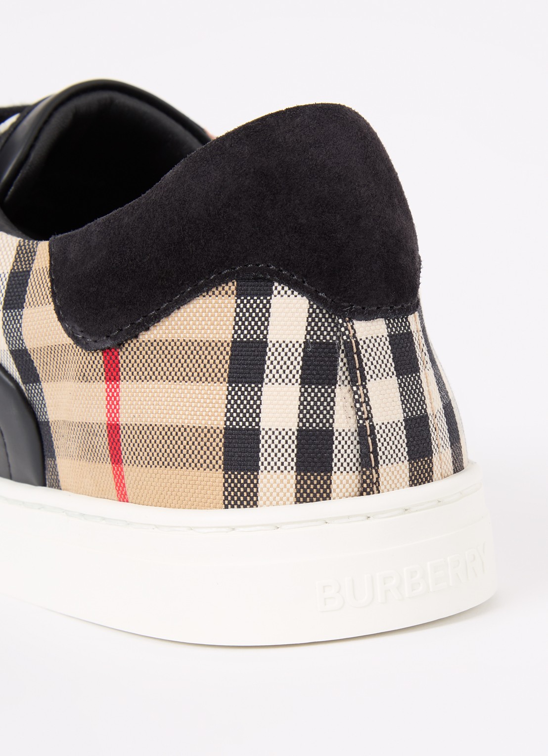 Burberry Stevie sneaker van kalfsleer met kalfssuède details  - detail 6 zwart
