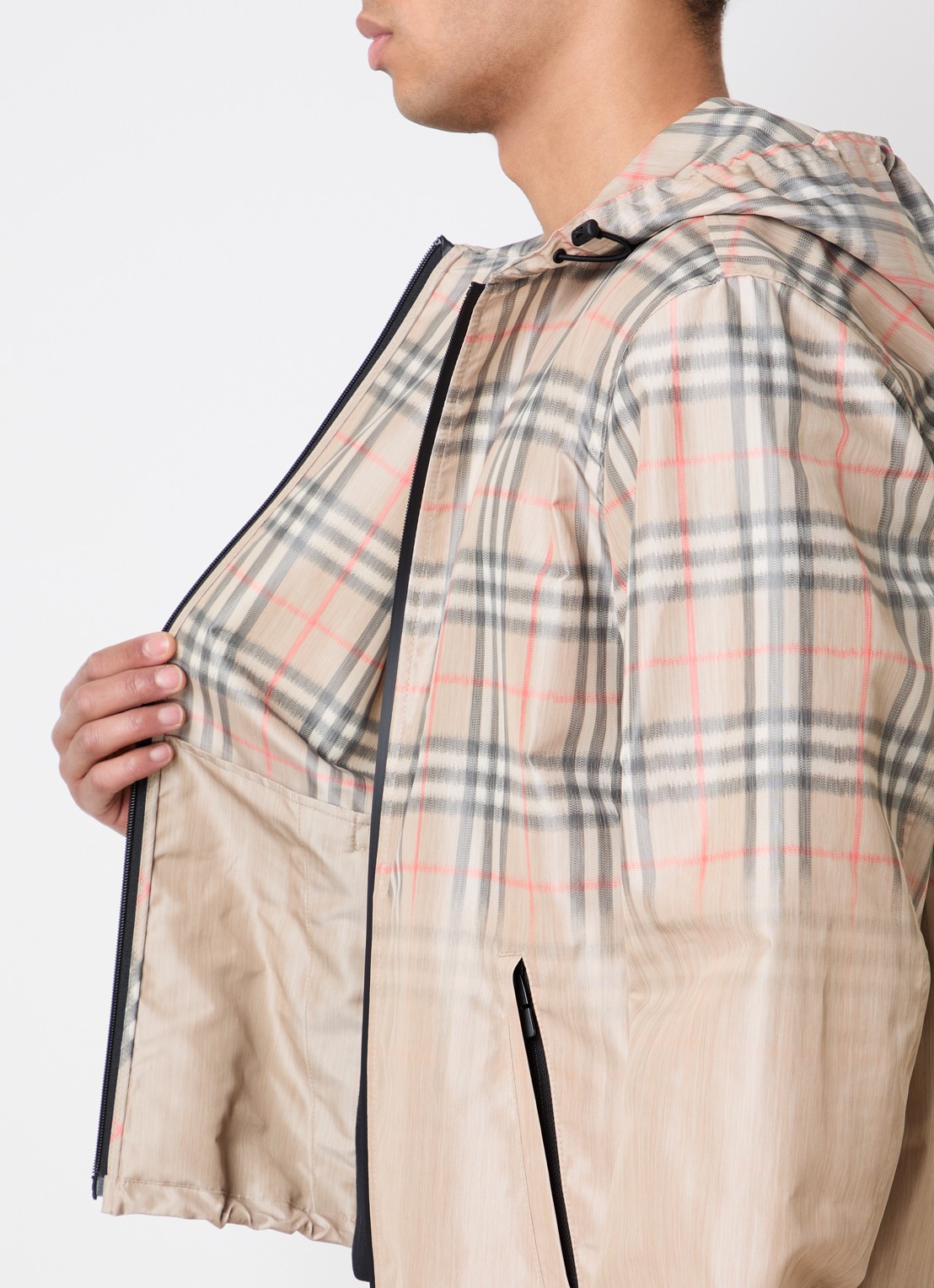 Burberry windjack met ruitdessin en capuchon - detail 5 beige