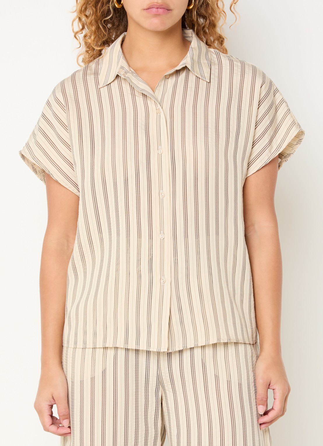 by-bar Barley blouse met streepprint - detail 3 vanillegeel