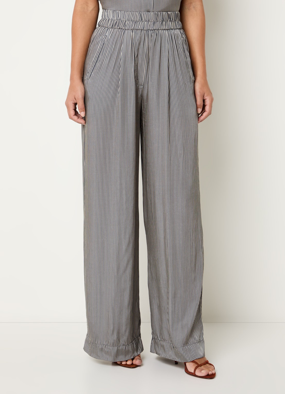 by-bar Benji high waist loose fit pantalon met streepprint - detail 4 antraciet