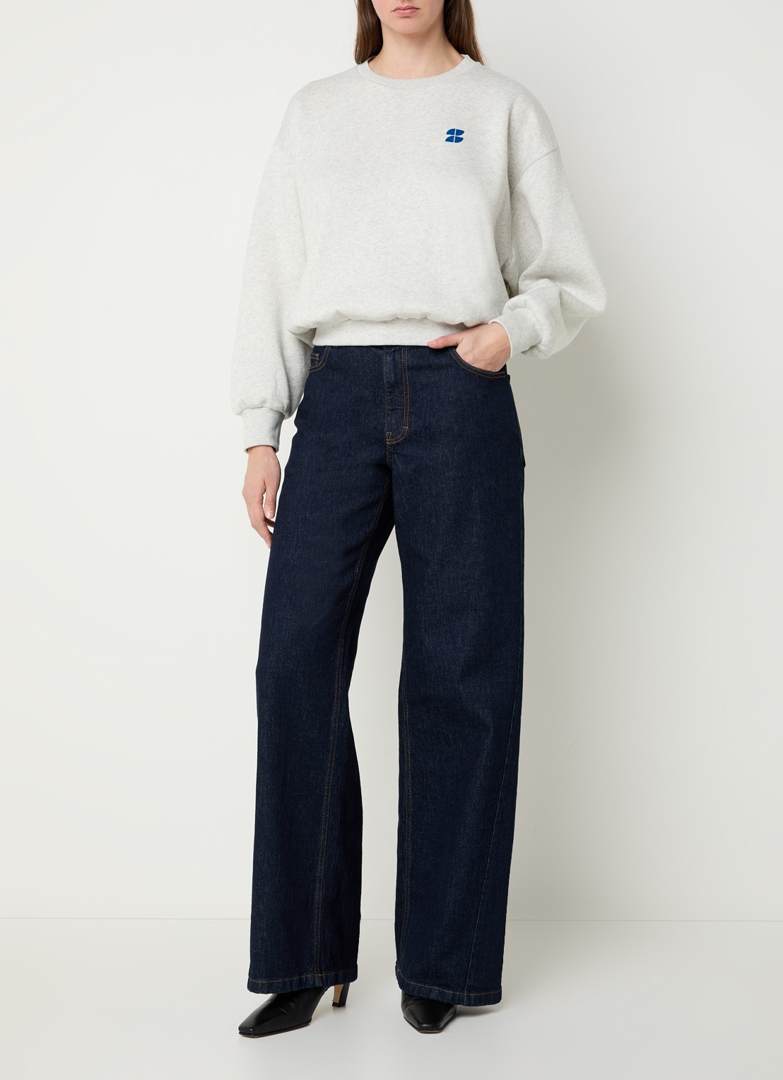 by-bar Bibi sweater met front- en backprint - voorkant 3 grijsmele