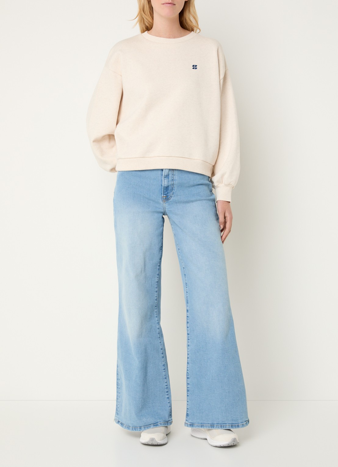 by-bar Bibi sweater met logo - voorkant 2 creme