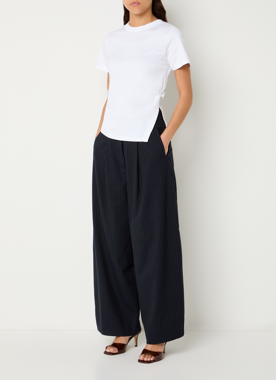 by-bar Freja T-shirt met split - voorkant 2 wit