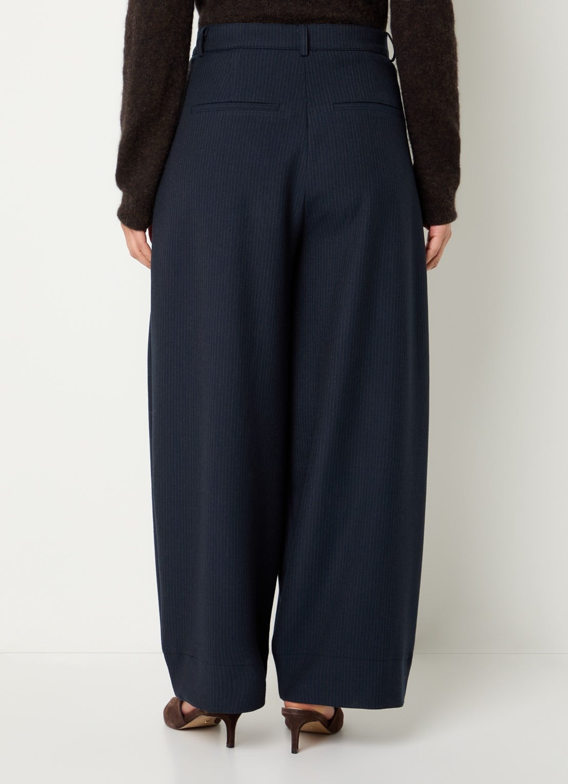 by-bar Frida high waist wide fit pantalon met steekzakken - achterkant 2 donkerblauw