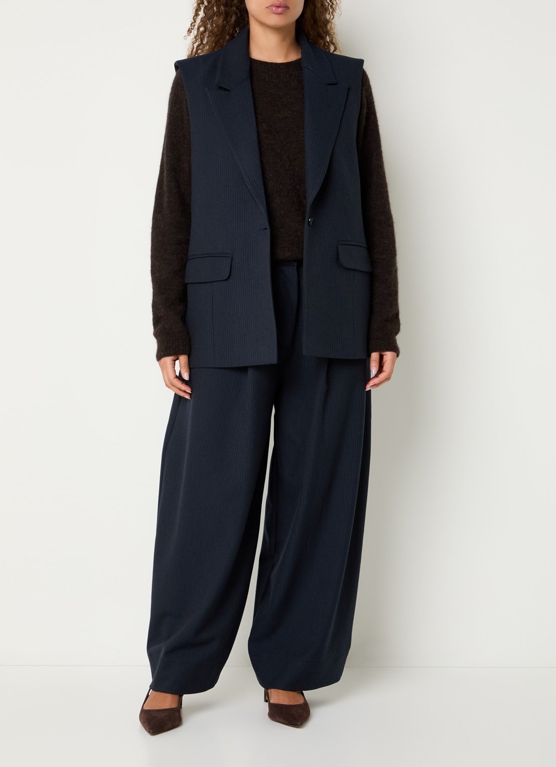 by-bar Frida high waist wide fit pantalon met steekzakken - voorkant 4 donkerblauw