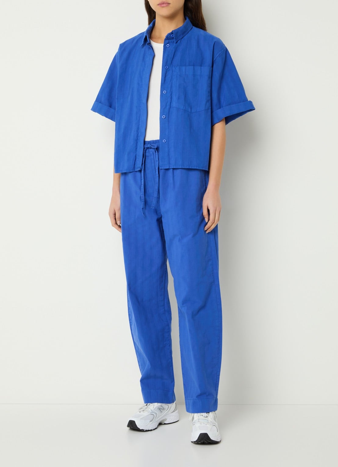 by-bar Jack high waist straight fit broek met steekzakken - voorkant 2 kobaltblauw