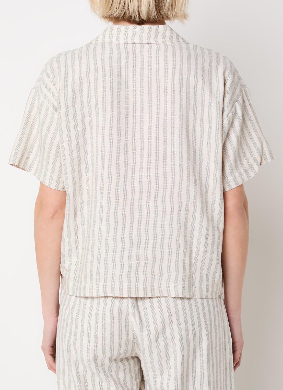 by-bar Jake Marine blouse in linnenblend  - achterkant 4 creme
