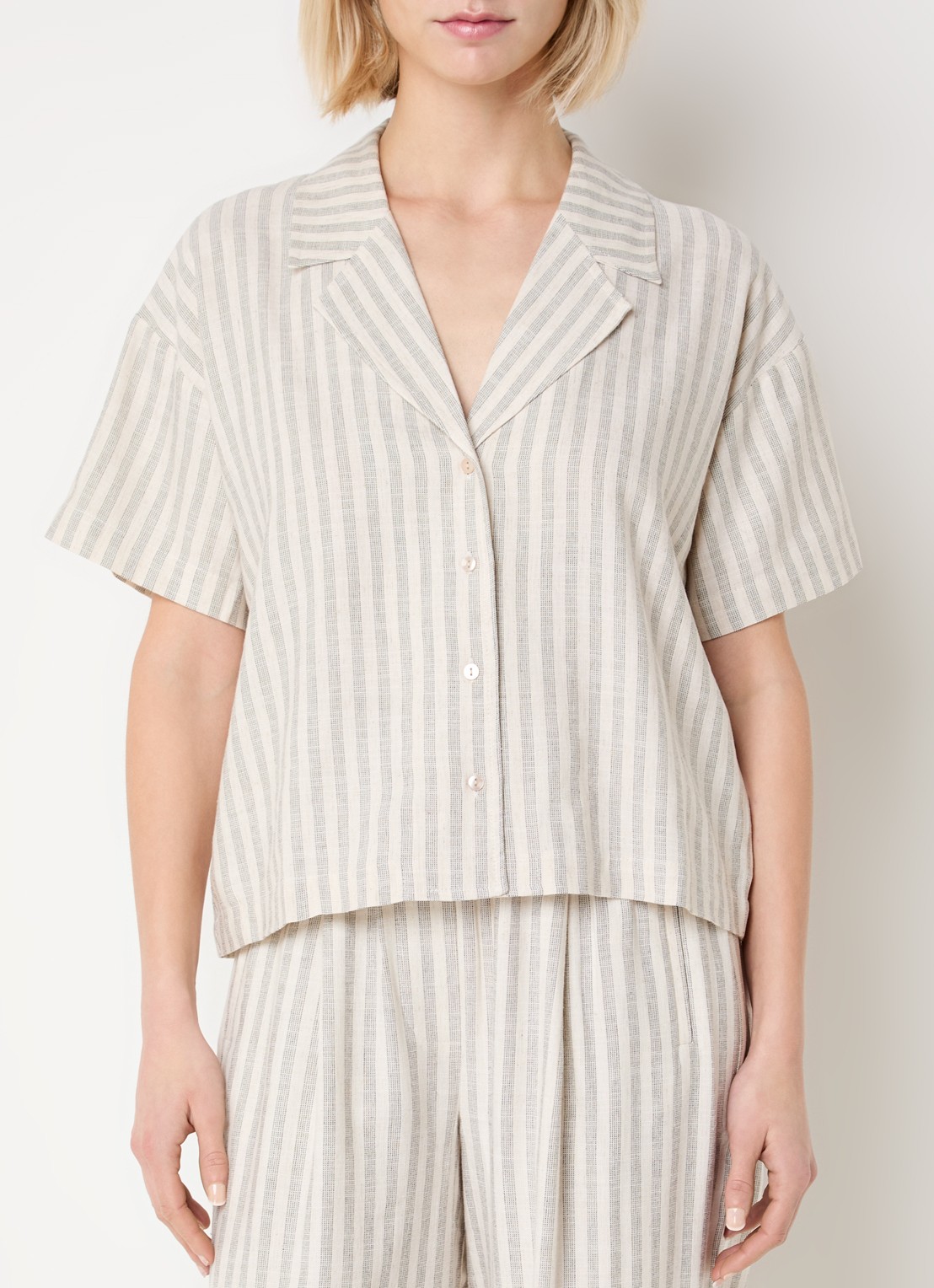 by-bar Jake Marine blouse in linnenblend  - detail 3 creme