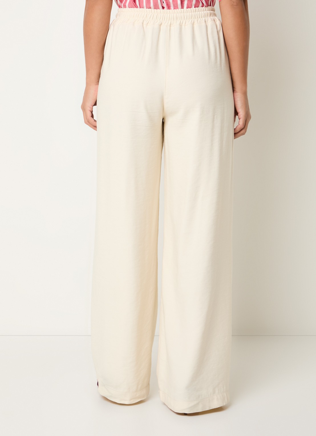 by-bar Jaxx high waist loose fit broek met steekzakken - achterkant ivoor