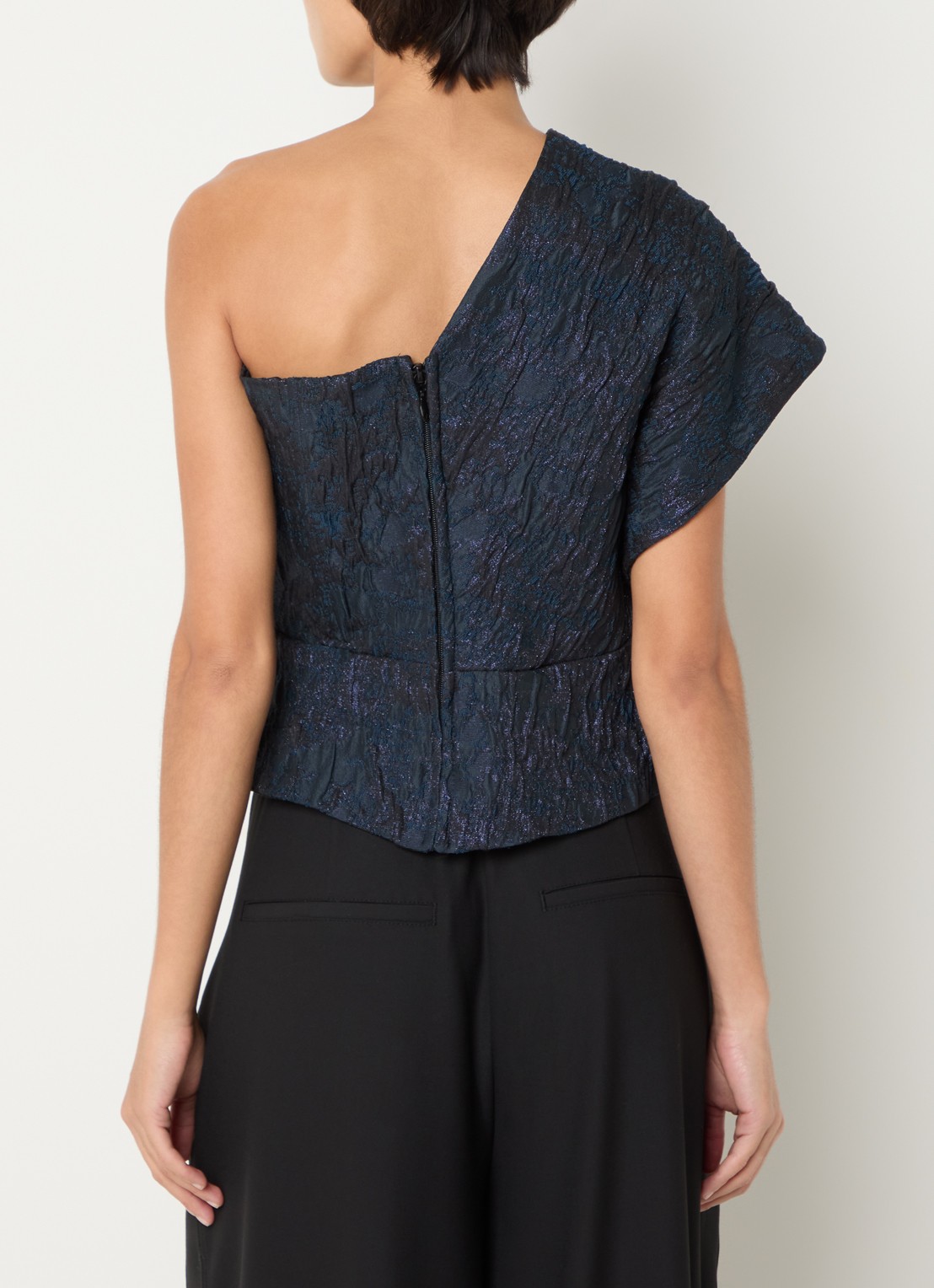 by-bar Jula asymmetrische top met jacquard dessin en lurex - achterkant 4 donkerblauw
