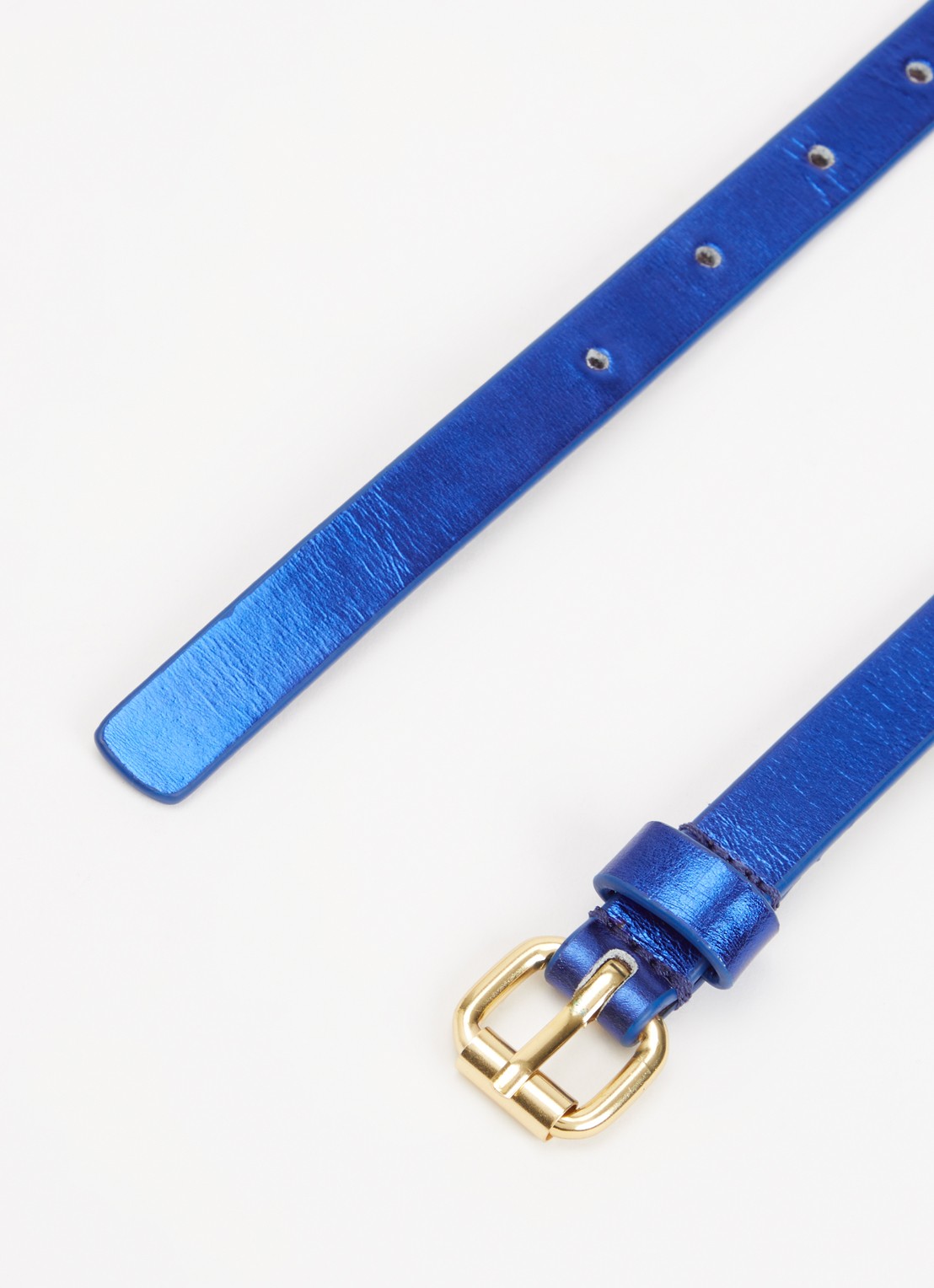 by-bar Julie riem met metallic finish  - detail kobaltblauw