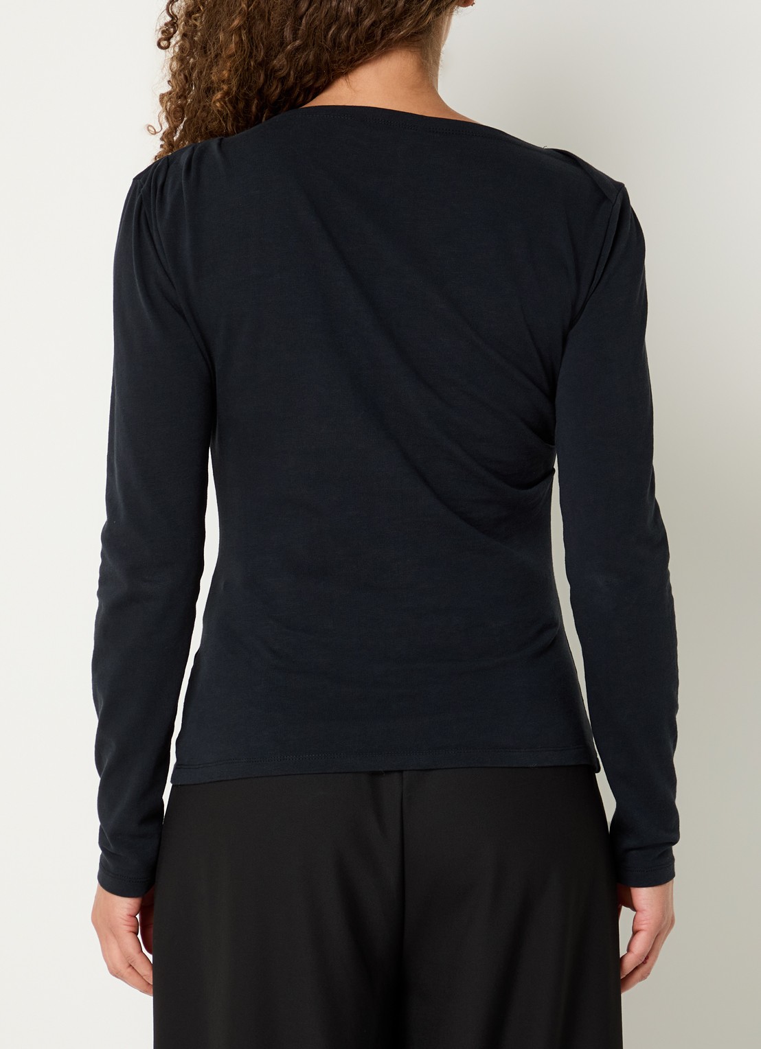 by-bar Leya top met boothals - achterkant 4 zwart