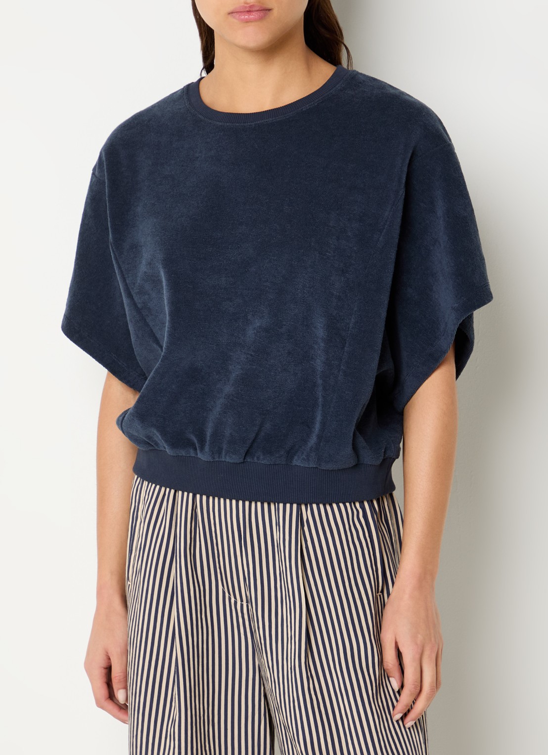by-bar Nuki Slob top van badstof - detail donkerblauw