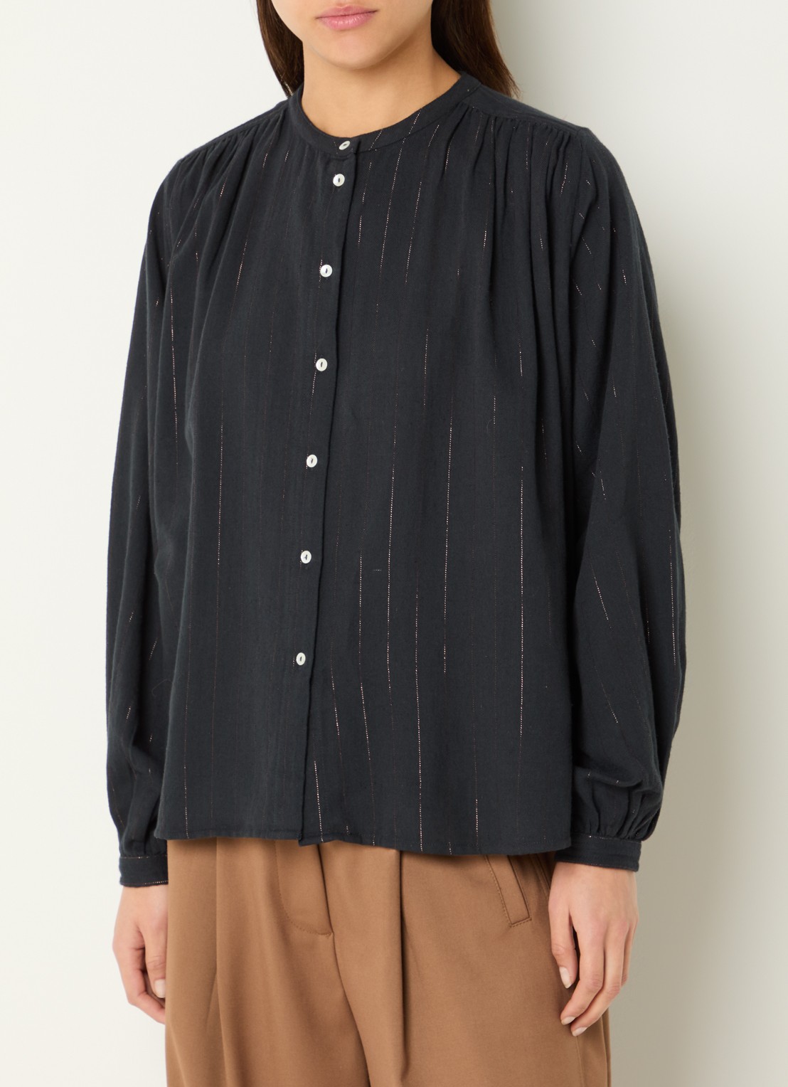 by-bar Nyka blouse met streepprint - detail donkerblauw