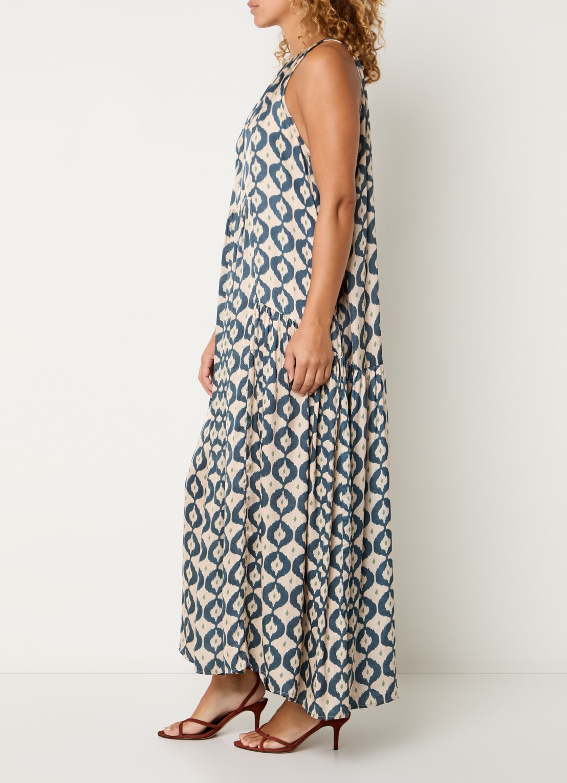 by-bar Peggy maxi jurk met print en steekzakken - voorkant 3 creme