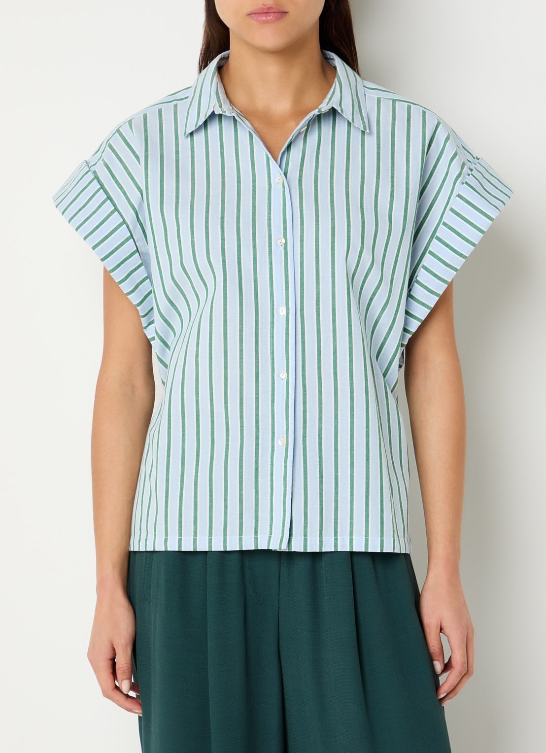 by-bar Pixie Sea blouse met streepprint en vlindermouw - detail lichtblauw