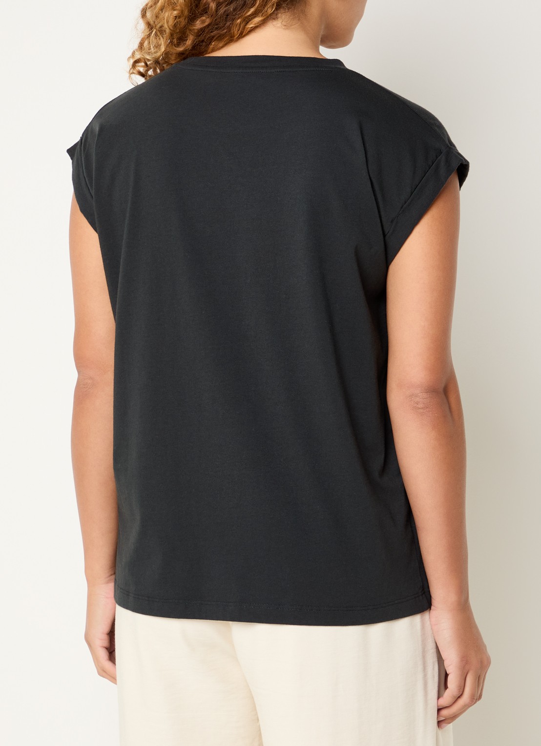 by-bar Tobi top met print - achterkant antraciet