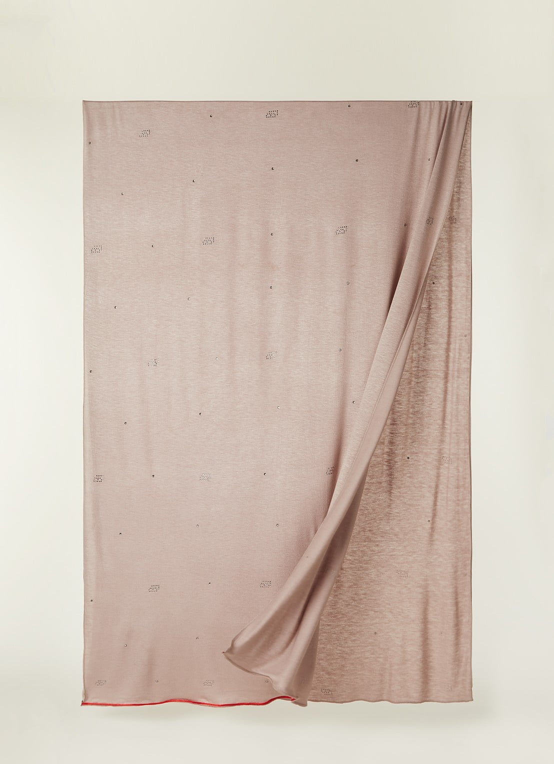 BYLIMA Initials sjaal met strass 190 x 60 cm - detail 3 sand / zand