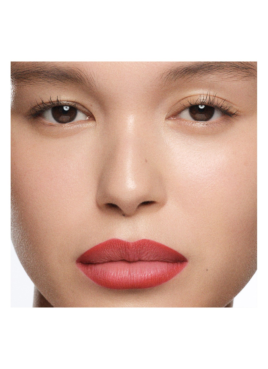 Byredo Lip Pencil - lippotlood - detail 2 red