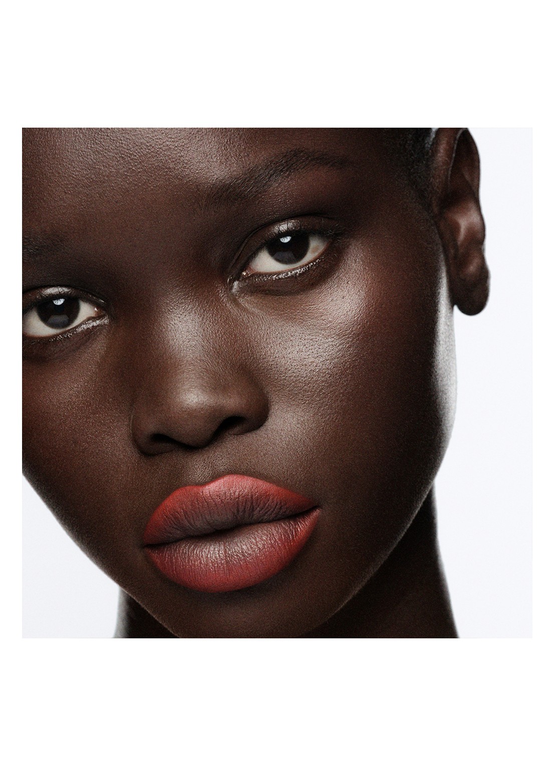 Byredo Lip Pencil - lippotlood - detail 3 red