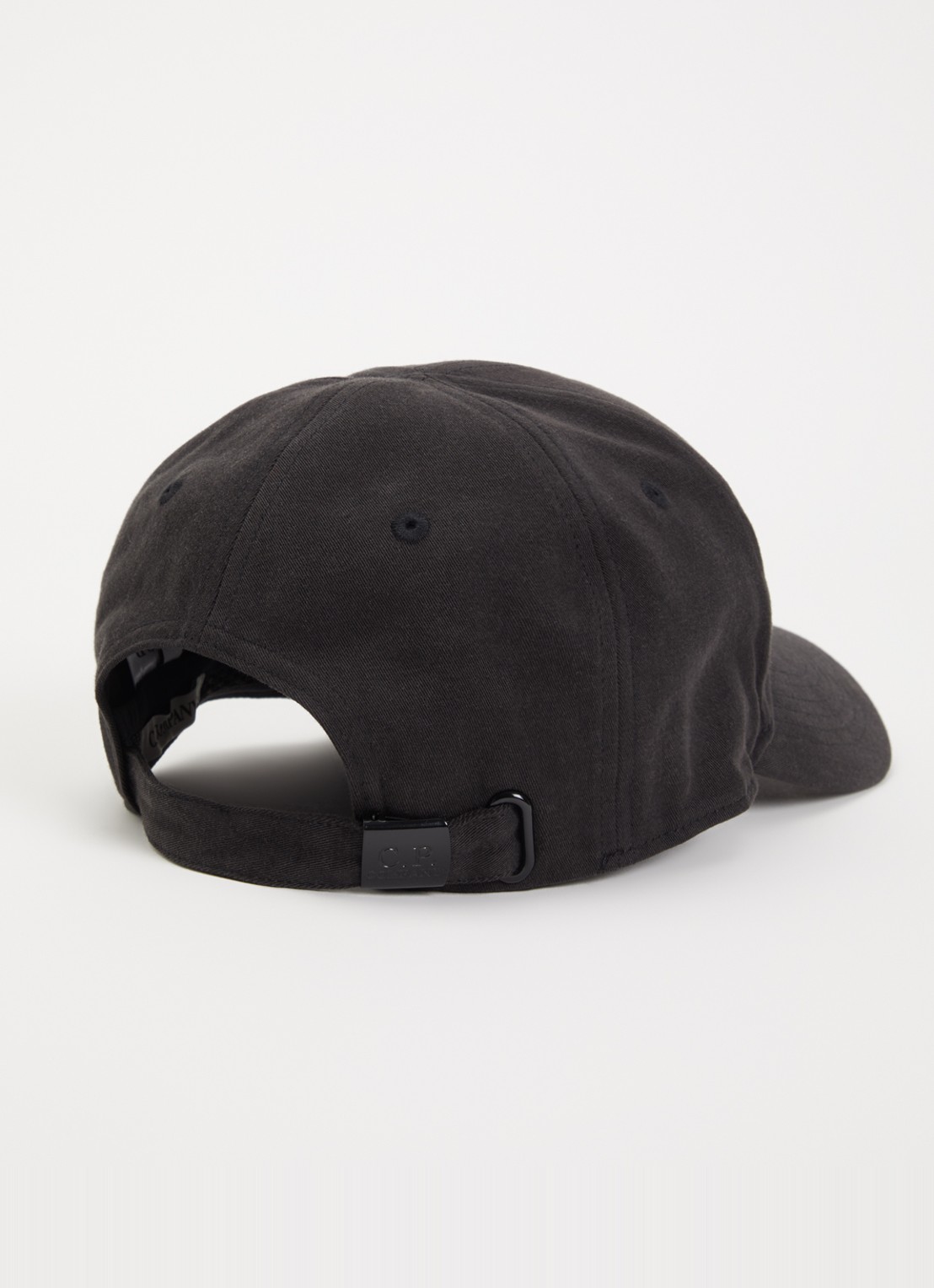 C.P. Company Gabardine pet met logoborduring - detail 2 zwart