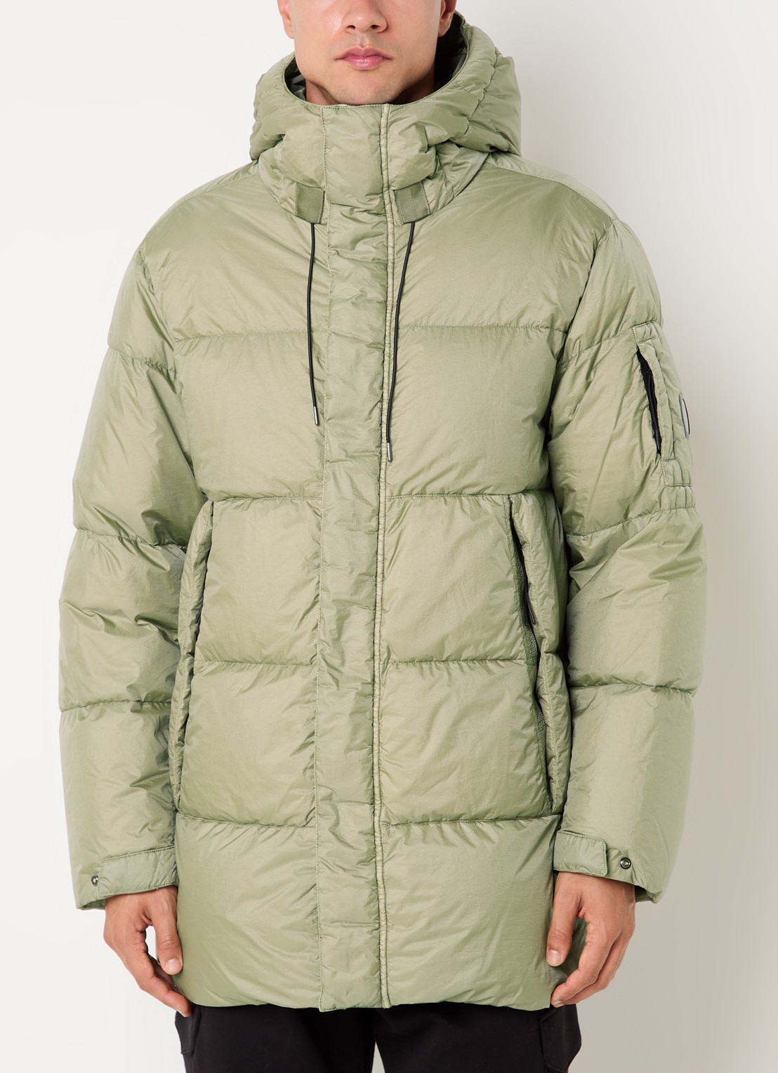 C.P. Company Gewatteerde parka met capuchon en donsvulling - detail 2 khaki