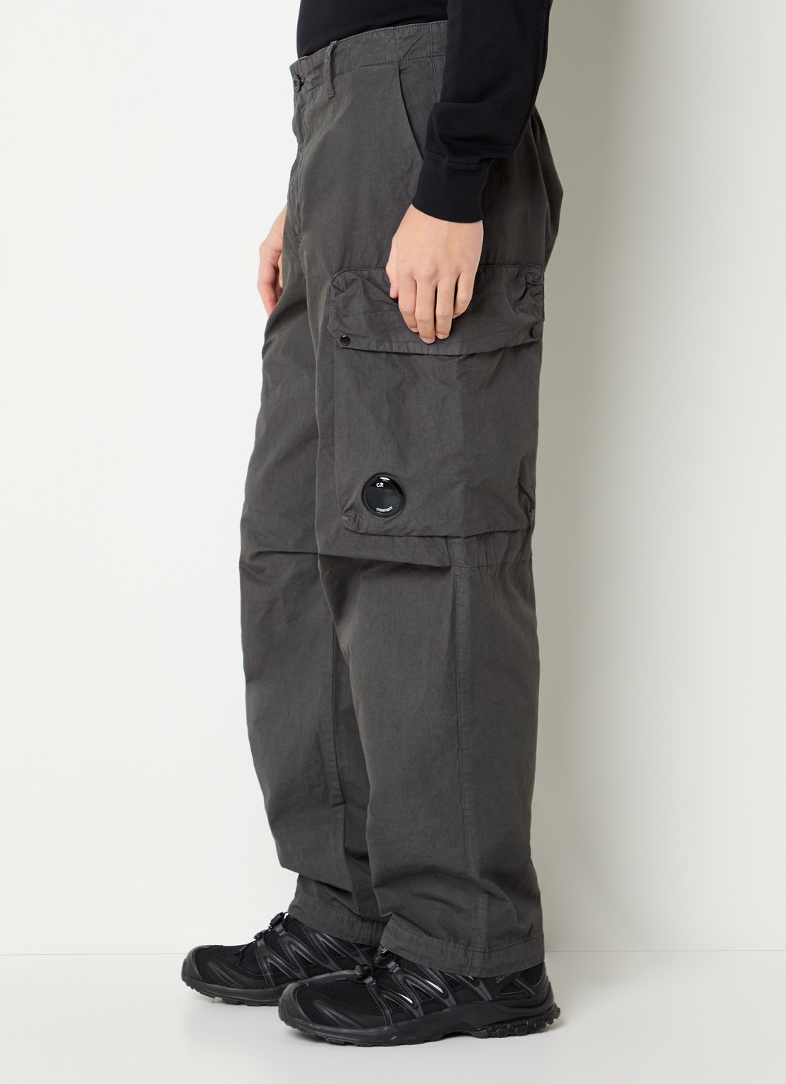 C.P. Company Loose fit cargobroek met klepzakken - detail 4 donkergrijs