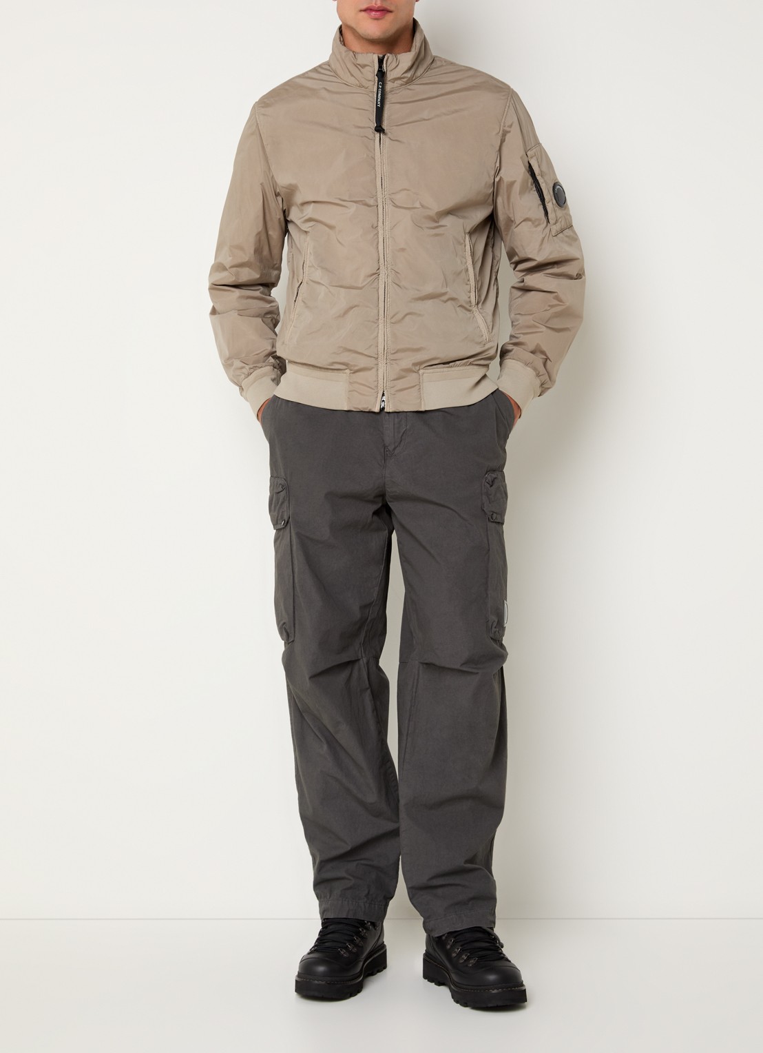 C.P. Company Nycra jack met steekzakken - voorkant 4 khaki