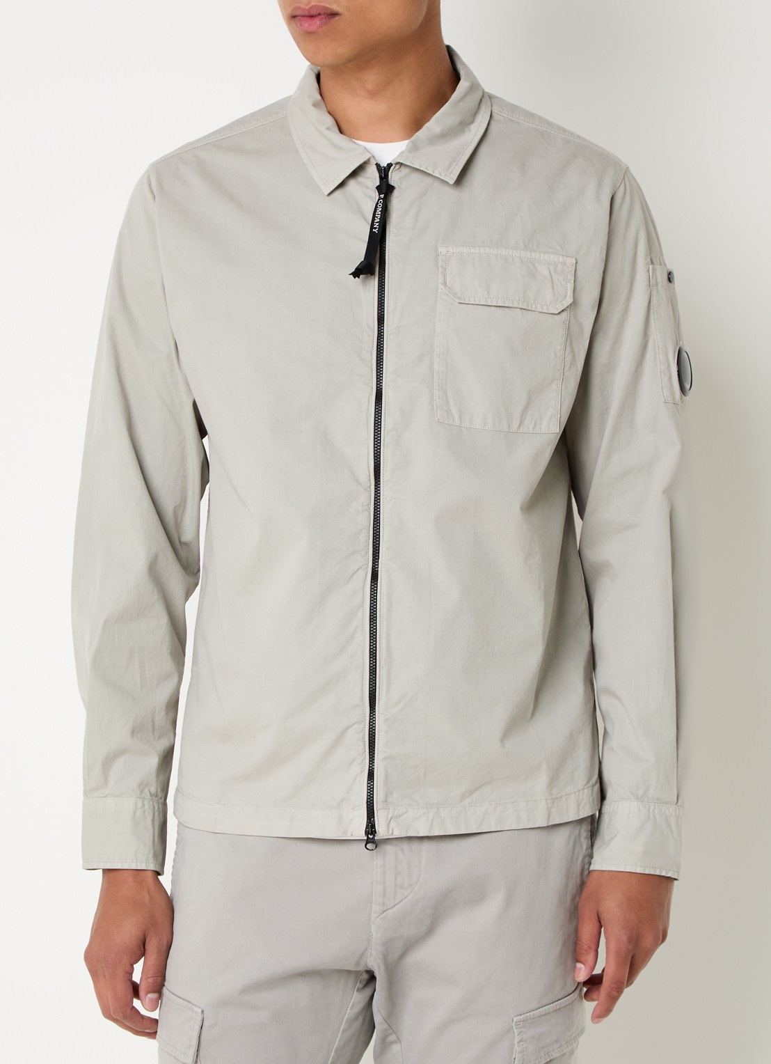 C.P. Company Overshirt met borstzak - detail lichtgrijs