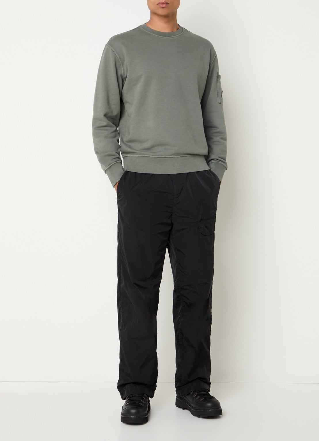 C.P. Company Sweater met logo - voorkant 2 olijfgroen