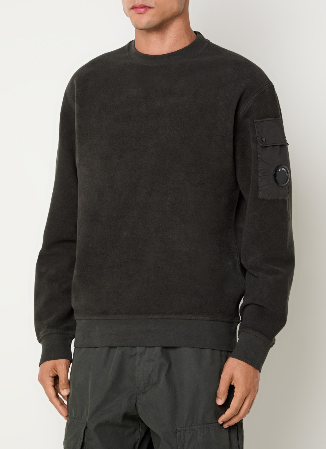 C.P. Company Sweater met logo - detail 2 bronsgroen