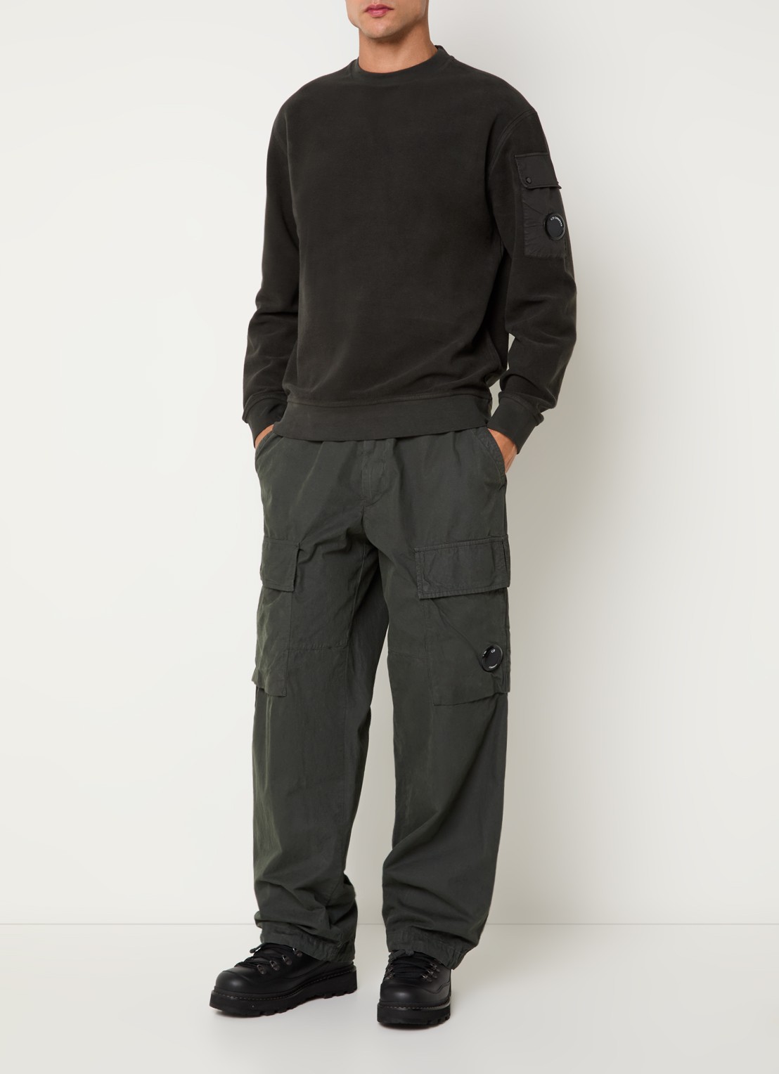 C.P. Company Sweater met logo - voorkant 4 bronsgroen