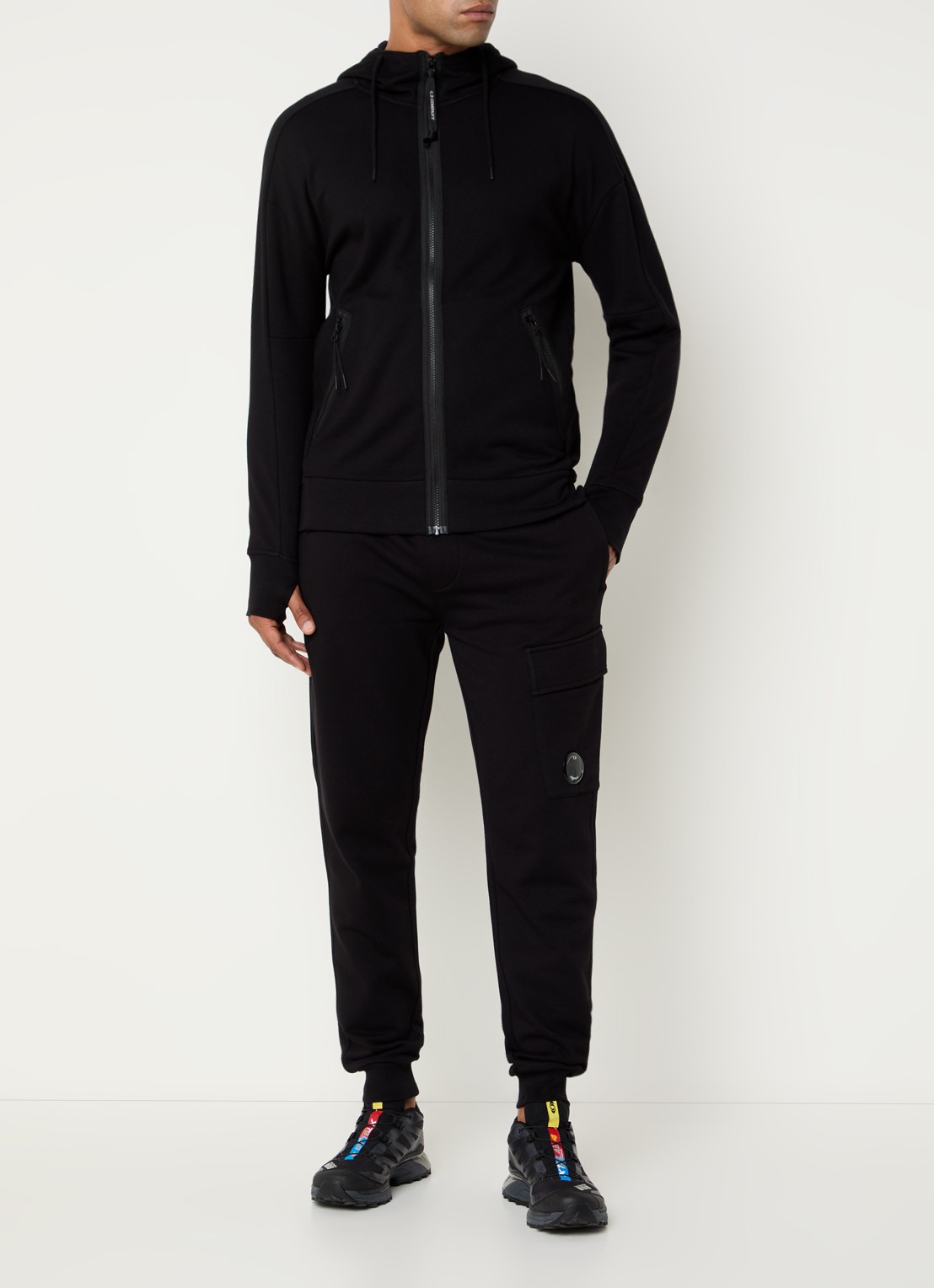 C.P. Company Sweatvest met capuchon en ritszakken - voorkant 2 zwart