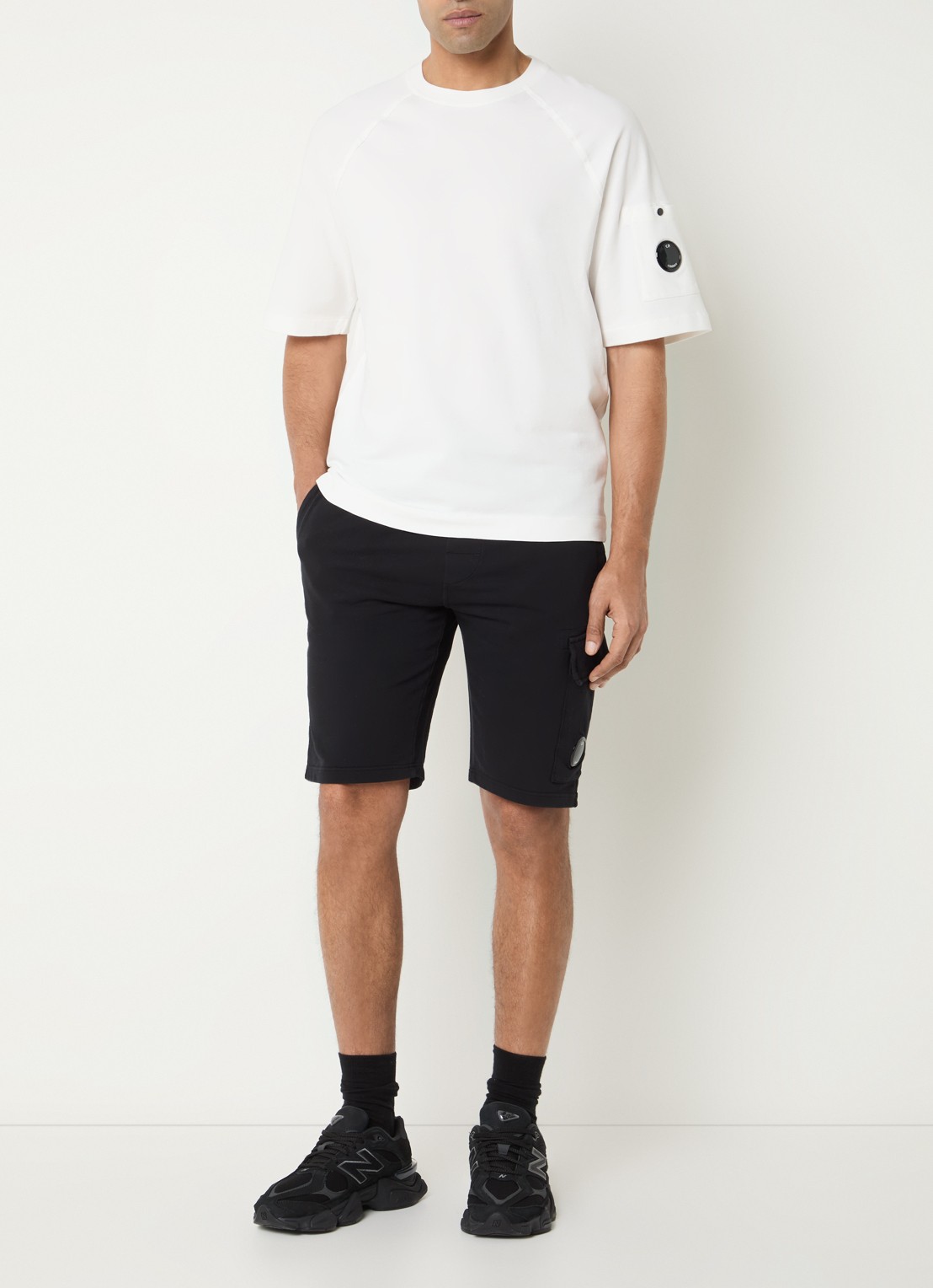C.P. Company T-shirt met logo - voorkant 2 ivoor