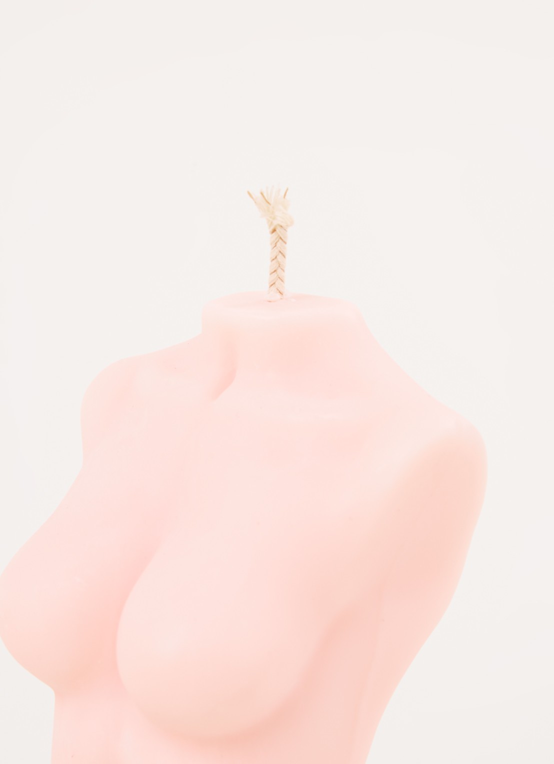 caïa Hera kaars 300 gram - detail lichtroze