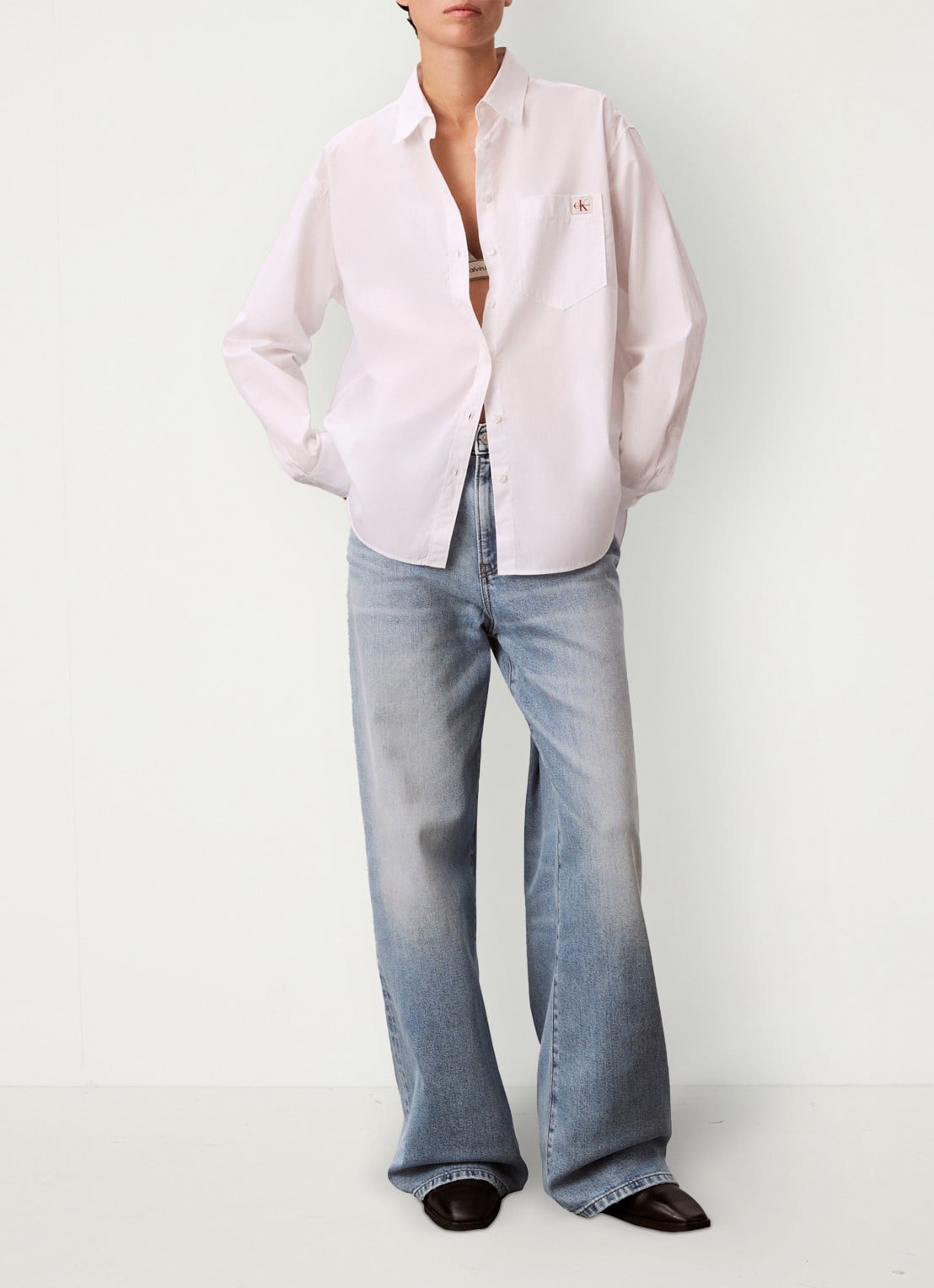 Calvin Klein Blouse met borstzak - voorkant 7 wit