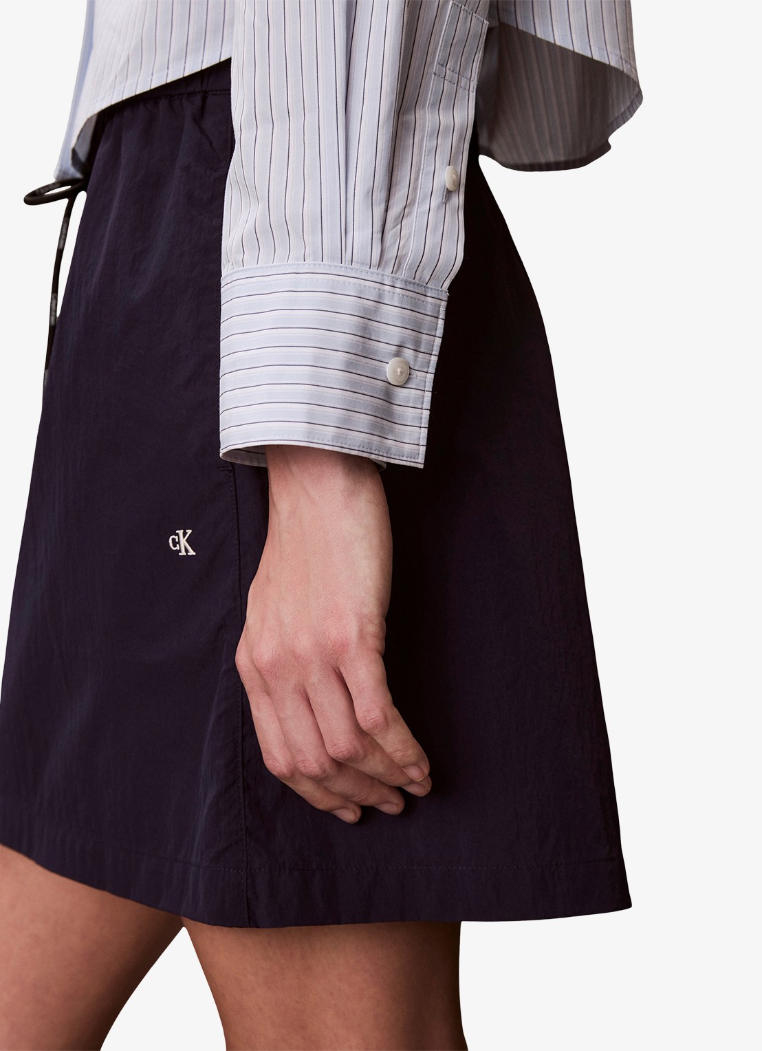 Calvin Klein Blouse met streepprint - detail 3 lichtblauw