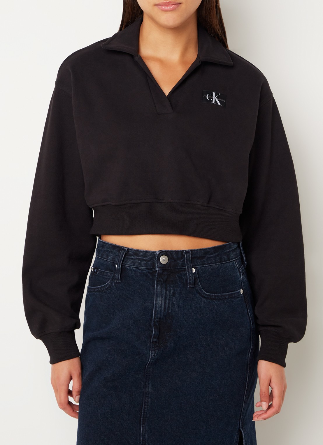 Calvin Klein Cropped sweater met logo  - detail zwart